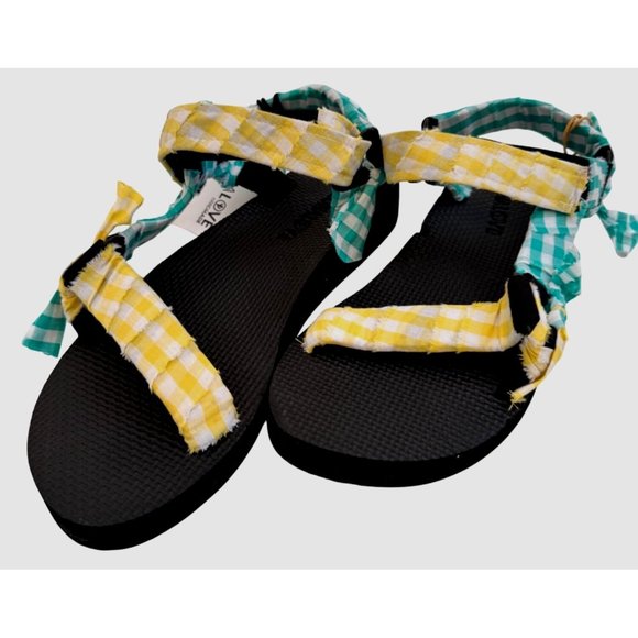 Arizona Love Trakky Sandal Size 41 Yellow Mint Adjustable $188 Nordstrom's - Picture 1 of 9